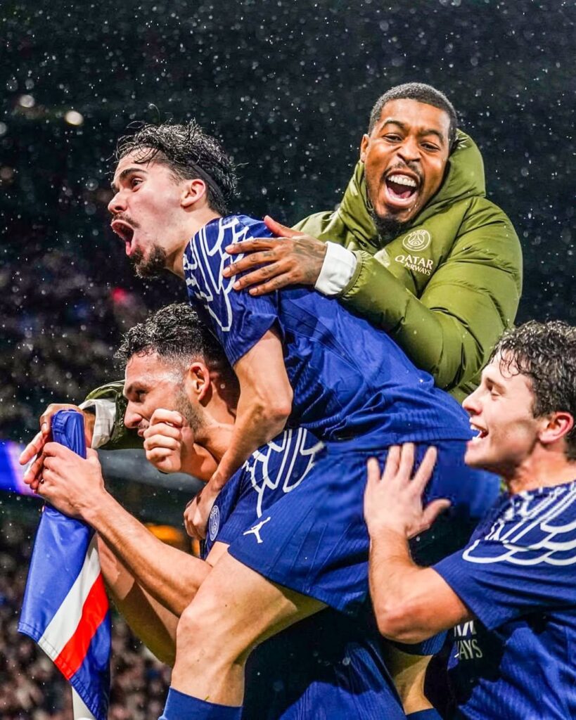 PSG Players Celebrating their winner Goal