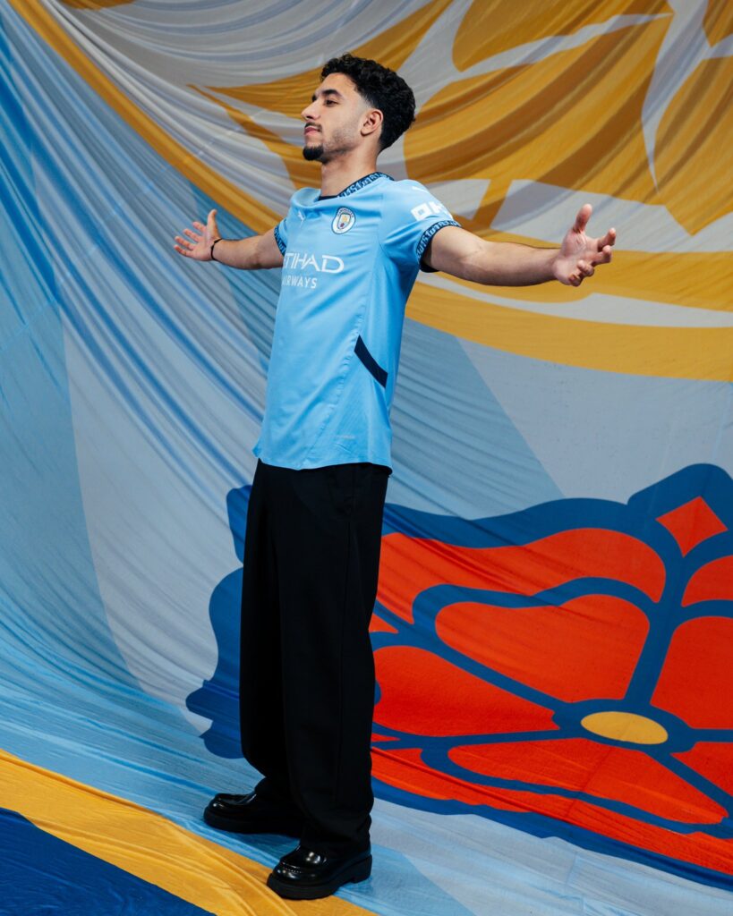 Marmoush Joins City, Walker Heads to Milan in £59M Deal. 1 Omar Marmoush Manchester City Unveiling