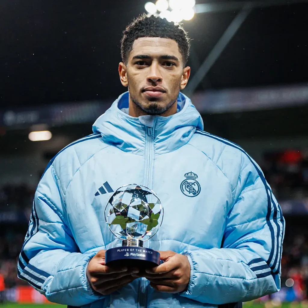 Ballon d'Or 2025 Predictions: Salah, Mbappe, and the Barcelona Trio Battle for Supremacy 8 Jude Bellingham with award