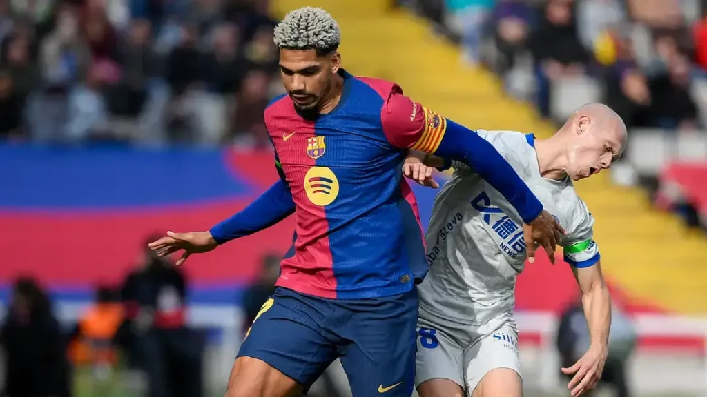 Barcelona's Lamine Yamal Shines Brightly Against Alaves, Closing the Gap in La Liga to just 4 Points Behind Madrid 2 Araujo The Solid Back