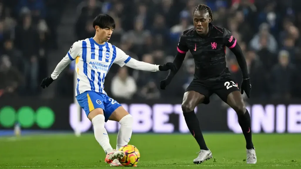 Chelsea's Dismal Display: A Humiliating 3-0 Defeat to Brighton 1 Mitoma against Chaloba