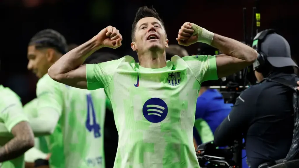 Unbelievable Comeback! Barcelona's Sensational Victory Over Atlético Madrid 3 Barcelona's top scorer Lewandowski