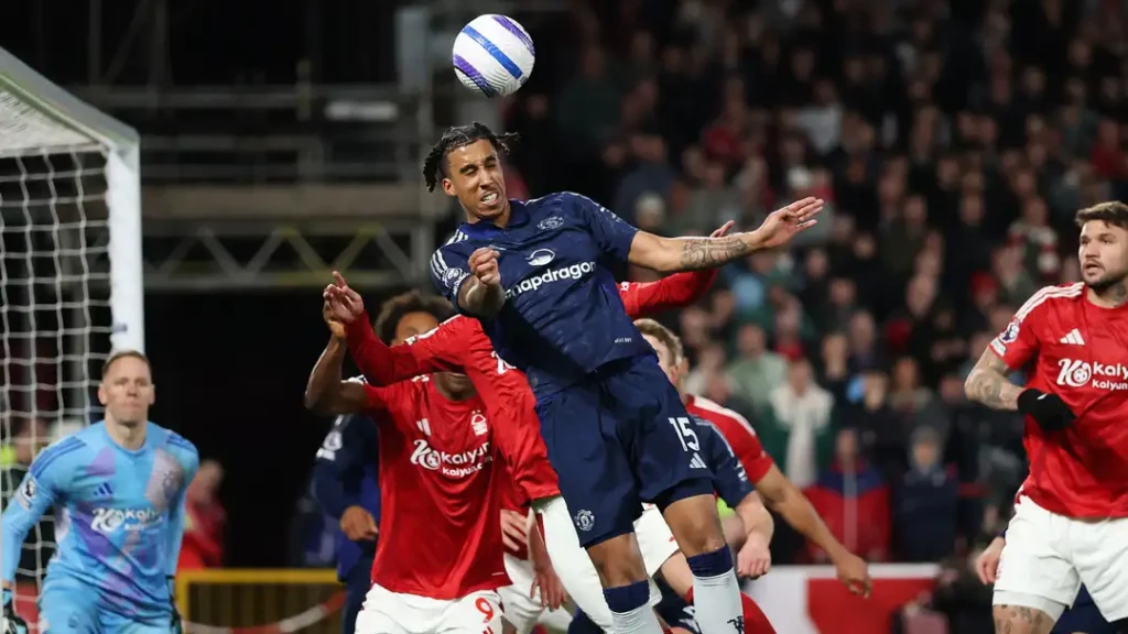 Elanga's Electrifying Exploit Exposes Manchester United's Missteps 2 Manchester Defensive errors