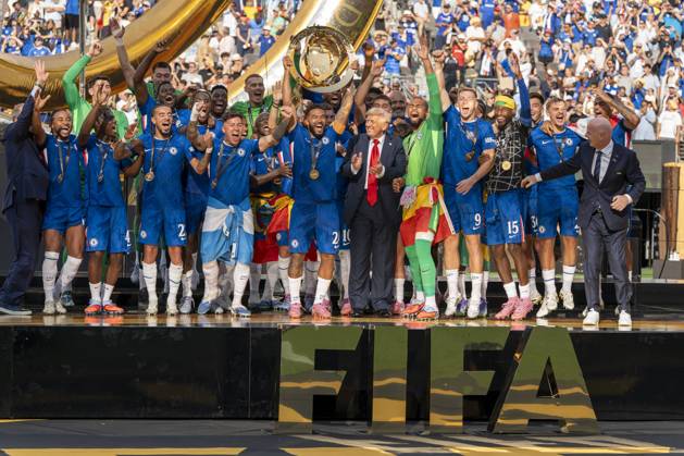 Chelsea' Triumph Celebrating with President Trump